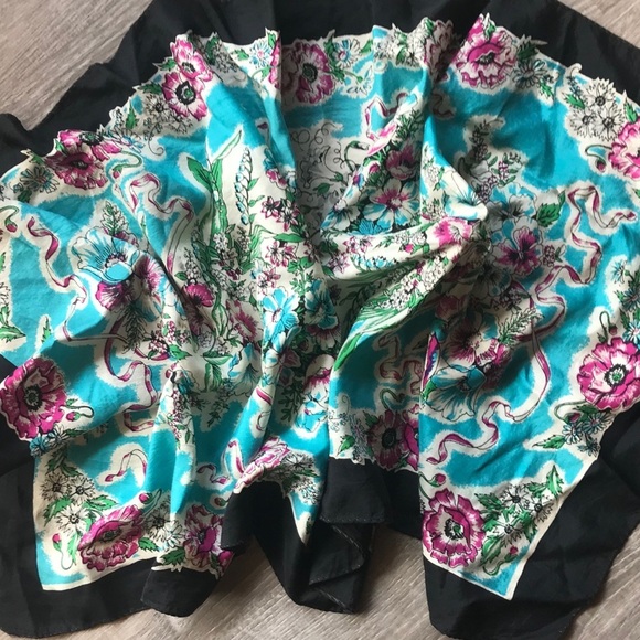 Vintage Accessories - Vintage scarf/wrap